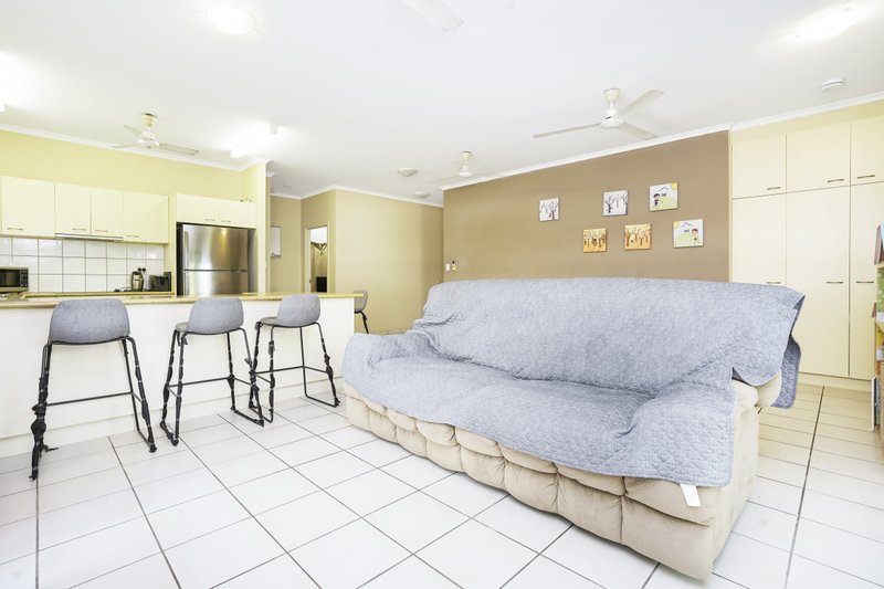 Photo - 4/4A Bishop Street, Woolner NT 0820 - Image 4