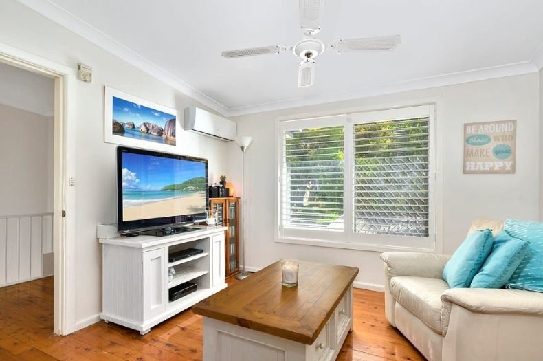 Photo - 44a Prescott Avenue, Dee Why NSW 2099 - Image 1