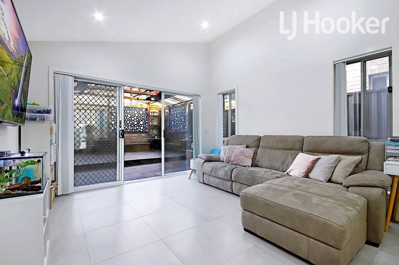 Photo - 44a Rosedale Street, Canley Heights NSW 2166 - Image 4