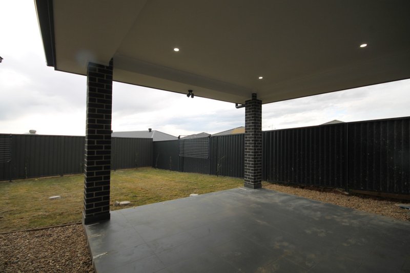 Photo - 44A Thorpe Cct , Oran Park NSW 2570 - Image 10