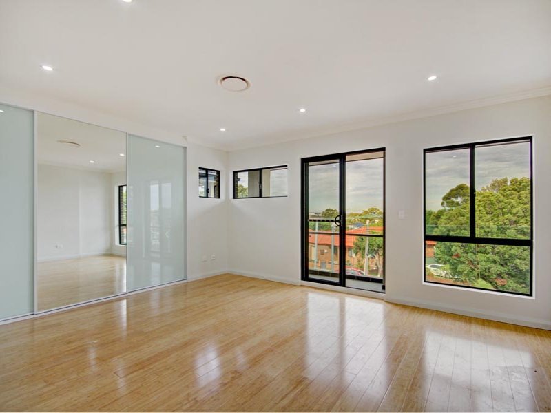 Photo - 44B Bonds Road, Roselands NSW 2196 - Image 4