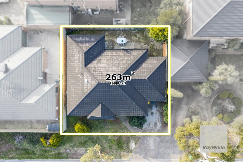 Photo - 44B Chris Court, Hillside VIC 3037 - Image 7
