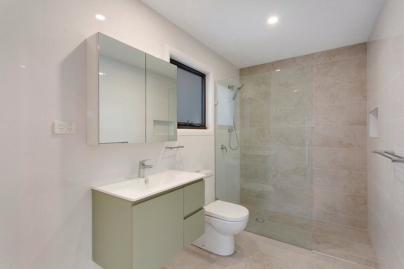 Photo - 44B Edward Street, Narraweena NSW 2099 - Image 2