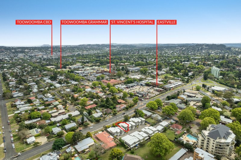 Photo - 4/4B Herries Street, East Toowoomba QLD 4350 - Image 14