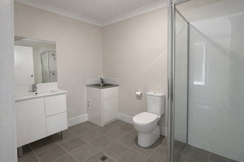 Photo - 44B Mustang Close, Hillvue NSW 2340 - Image 5