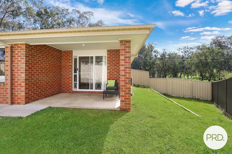 Photo - 44B Royce Crescent, Lavington NSW 2641 - Image 8