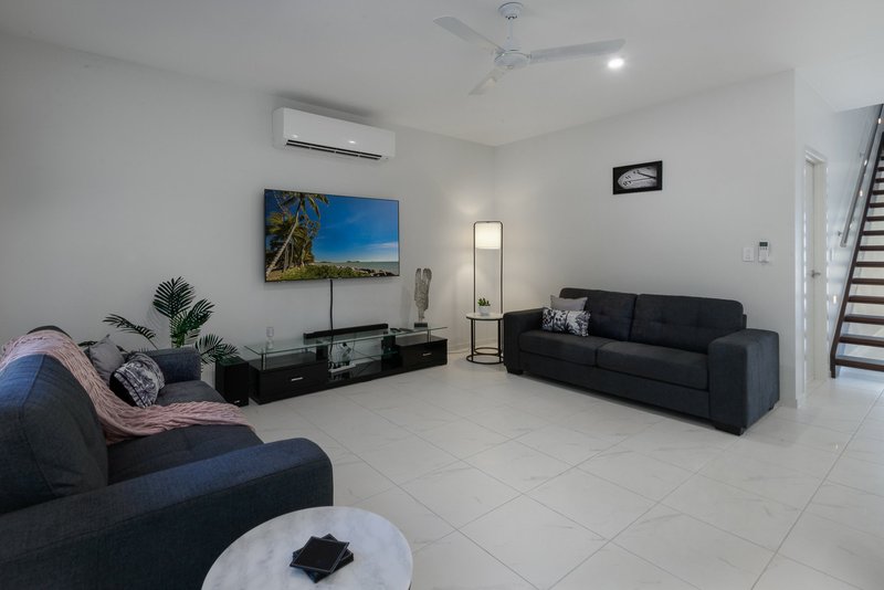 Photo - 4/5-13 Yule Ave , Clifton Beach QLD 4879 - Image 2