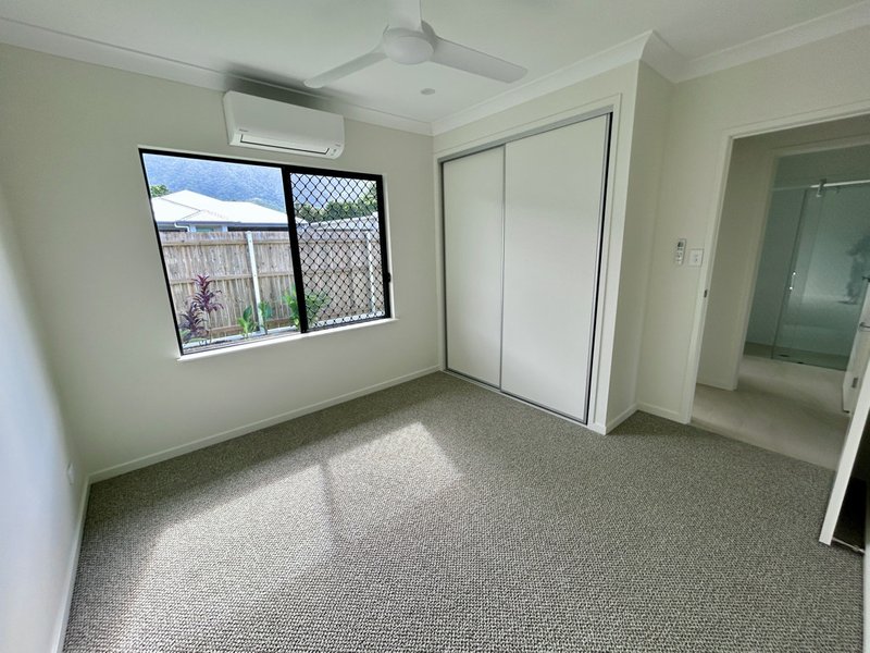 Photo - 45-47 Oxbow Loop, Redlynch QLD 4870 - Image 3