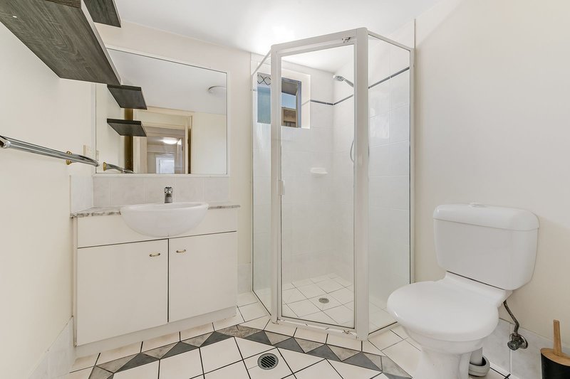 Photo - 45-55 Harries Road, Coorparoo QLD 4151 - Image 7