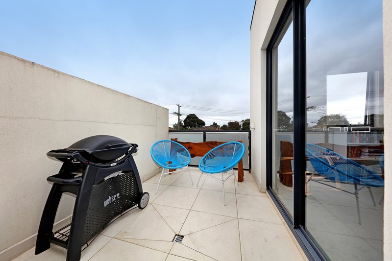 Photo - 4/5-7 Clarence Street, Bentleigh East VIC 3165 - Image 7