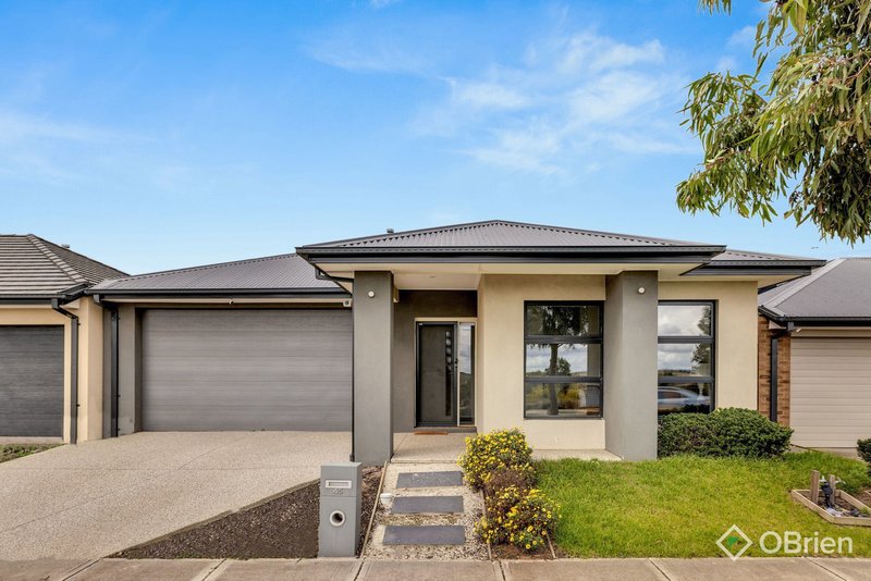 45 Abbeygate Drive, Werribee VIC 3030