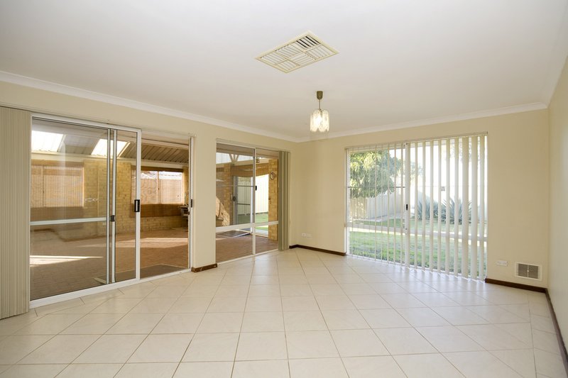 Photo - 45 Abbotswood Parkway, Erskine WA 6210 - Image 5