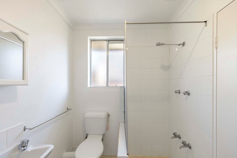 Photo - 4/5 Adams Street, Queanbeyan West NSW 2620 - Image 10
