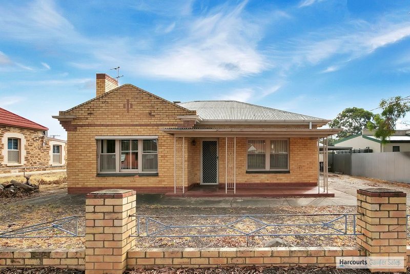 Photo - 45 Adelaide Road, Gawler South SA 5118 - Image 1