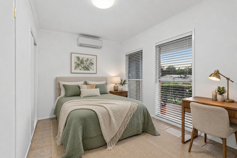 Photo - 45 Alba Place, Bridgeman Downs QLD 4035 - Image 15