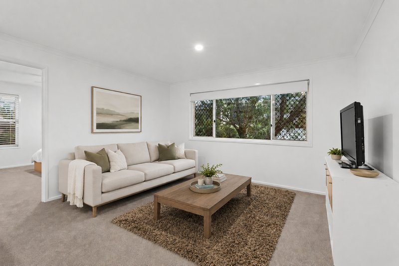 Photo - 45 Alba Place, Bridgeman Downs QLD 4035 - Image 17