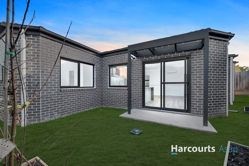 Photo - 4/5 Alsace Street, Dandenong VIC 3175 - Image 9