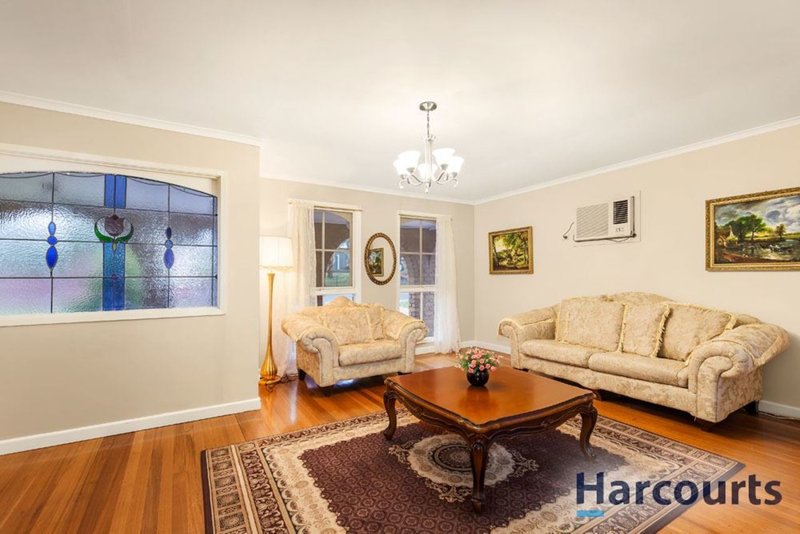 Photo - 45 Amesbury Avenue, Wantirna VIC 3152 - Image 2