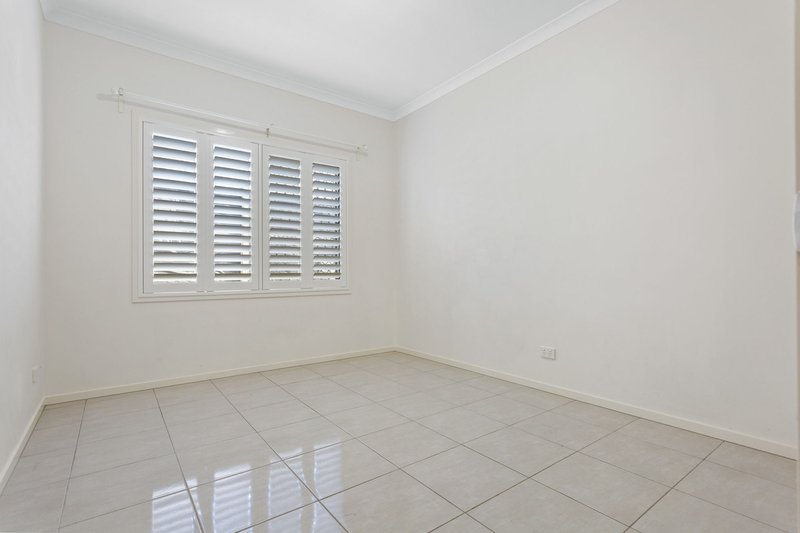 Photo - 45 Anesbury Street, Doolandella QLD 4077 - Image 6