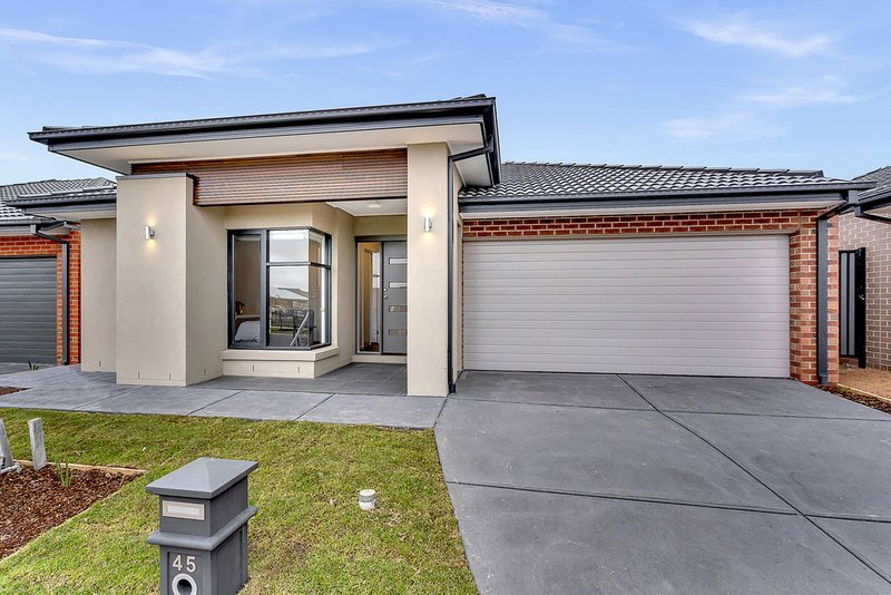 45 Angophora Crescent, Craigieburn VIC 3064