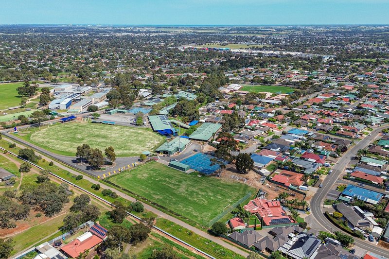 Photo - 45 Applecross Drive, Blakeview SA 5114 - Image 33