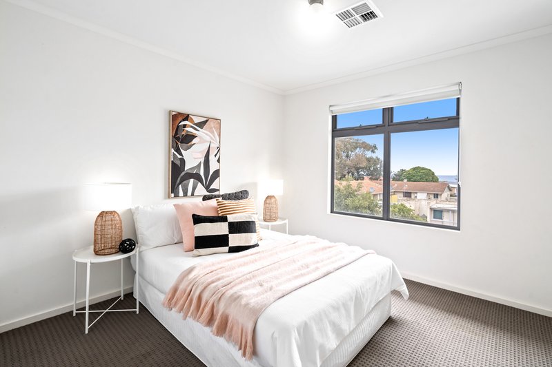 Photo - 4/5 Archer Street, Christies Beach SA 5165 - Image 17