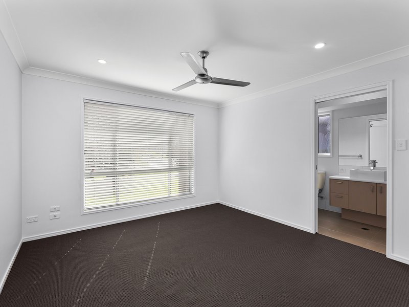 Photo - 45 Baden Jones Way, North Booval QLD 4304 - Image 7