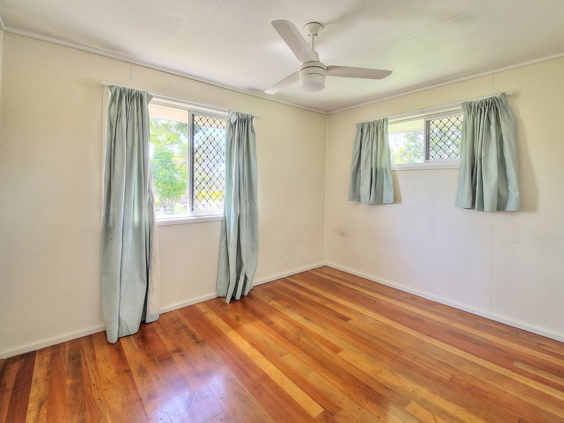 Photo - 45 Baringa Avenue, Logan Central QLD 4114 - Image 5