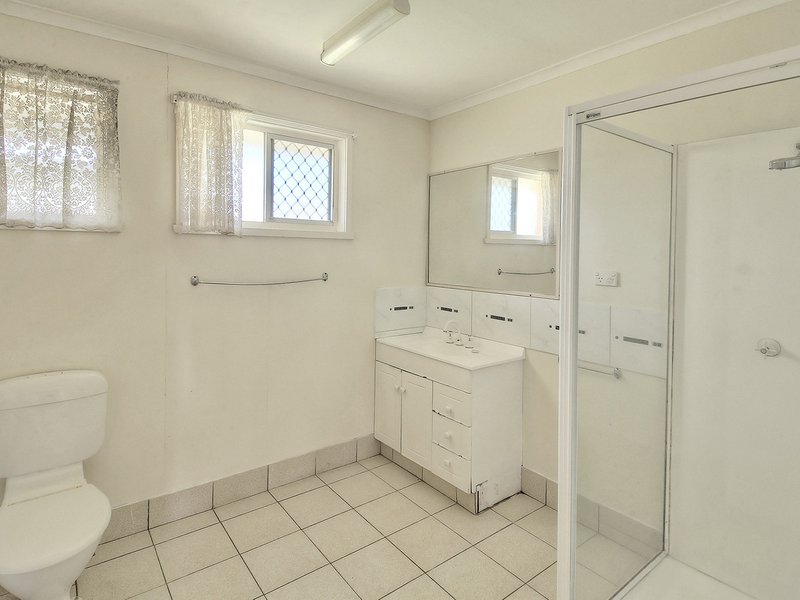 Photo - 45 Baringa Avenue, Logan Central QLD 4114 - Image 6