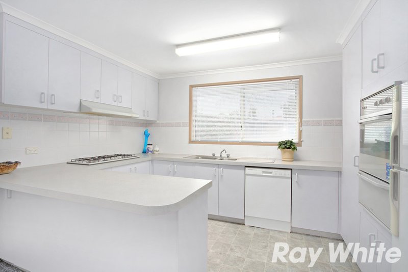 Photo - 45 Barrington Drive, Pakenham VIC 3810 - Image 2