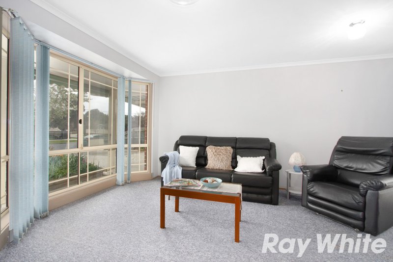 Photo - 45 Barrington Drive, Pakenham VIC 3810 - Image 4