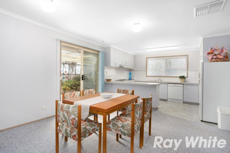 Photo - 45 Barrington Drive, Pakenham VIC 3810 - Image 5