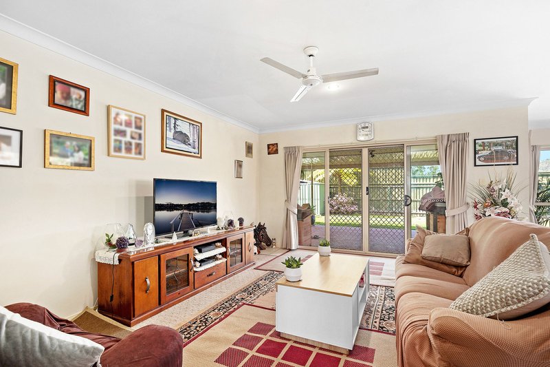 Photo - 45 Barrs Ave , Oxenford QLD 4210 - Image 12