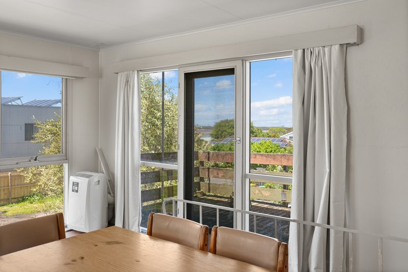 Photo - 45 Bayview Avenue, Inverloch VIC 3996 - Image 4