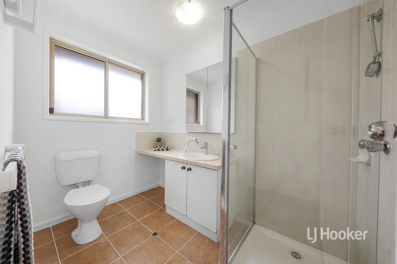 Photo - 45 Bayview Crescent, Hoppers Crossing VIC 3029 - Image 10