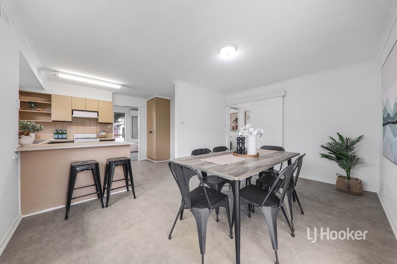 Photo - 45 Bayview Crescent, Hoppers Crossing VIC 3029 - Image 12