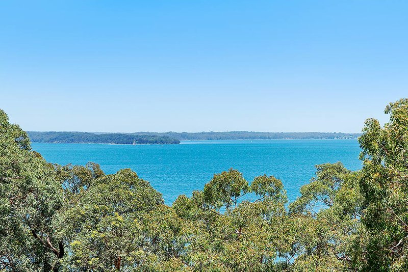 Photo - 45 Beach Road, Wangi Wangi NSW 2267 - Image 4