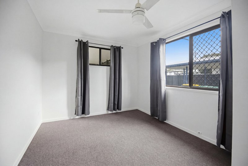 Photo - 45 Beaufort Place, Deception Bay QLD 4508 - Image 9