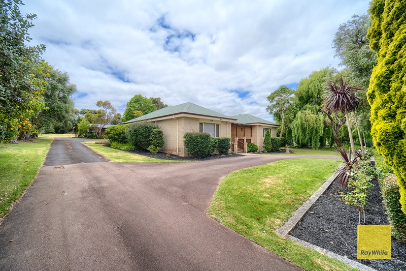 Photo - 45 Beaufort Road, Yakamia WA 6330 - Image 3