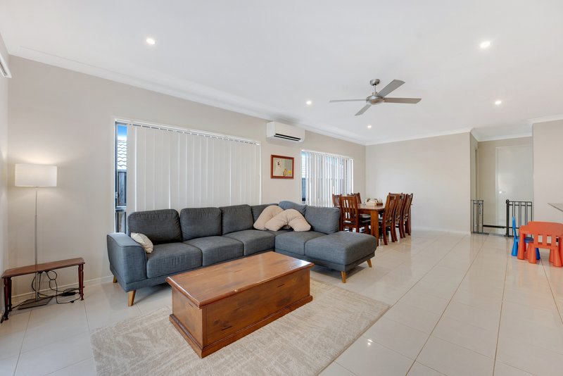 Photo - 45 Bergamot Circuit, Griffin QLD 4503 - Image 3