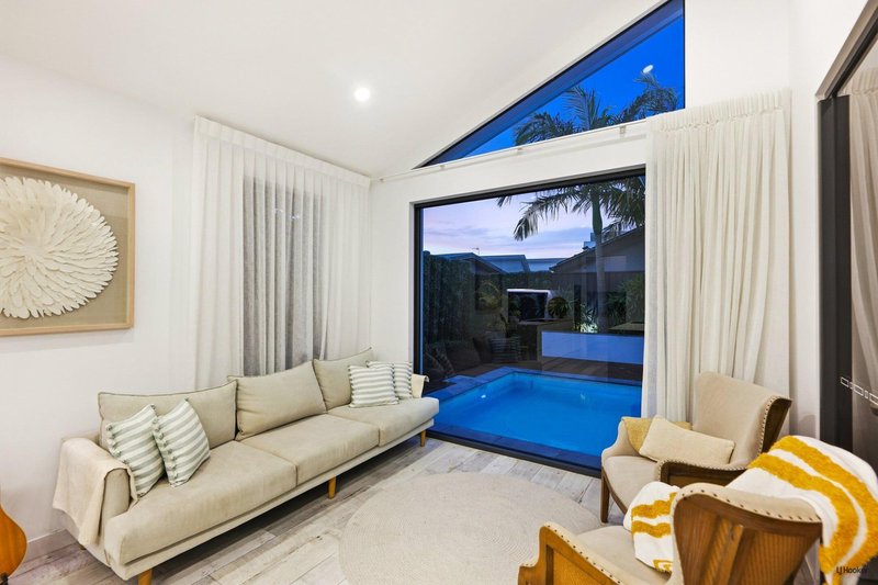 Photo - 45 Binya Avenue, Coolangatta QLD 4225 - Image 6