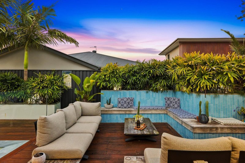 Photo - 45 Binya Avenue, Coolangatta QLD 4225 - Image 7