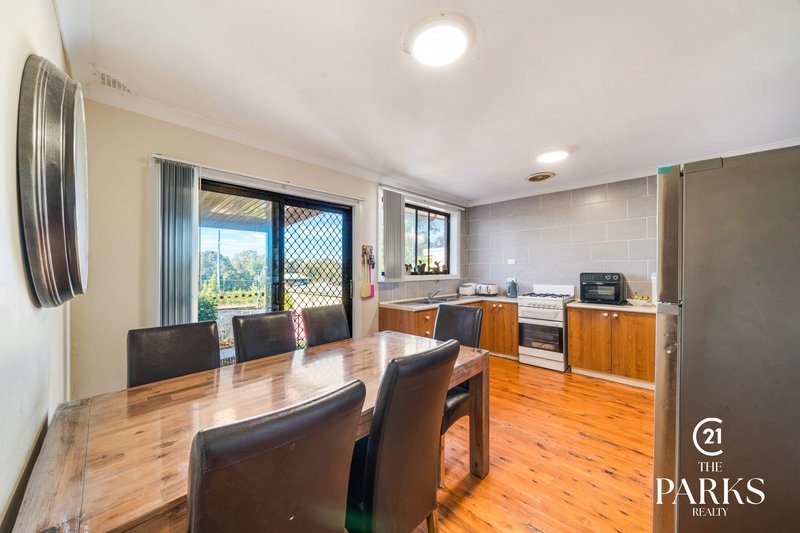 Photo - 45 Birkdale Crescent, Liverpool NSW 2170 - Image 3