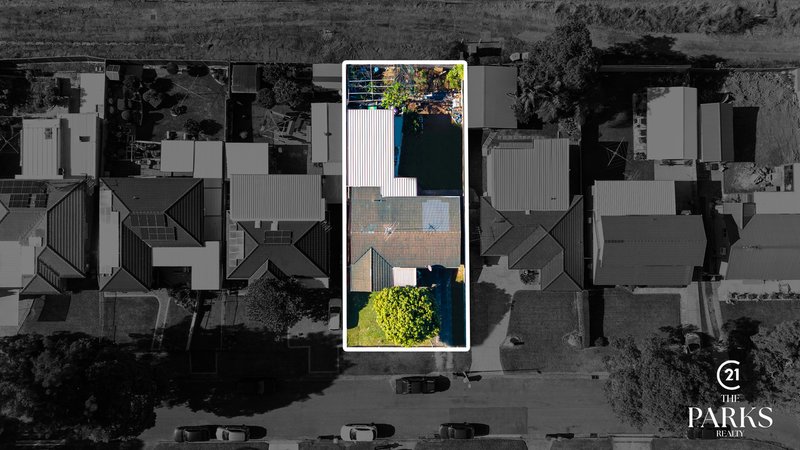 Photo - 45 Birkdale Crescent, Liverpool NSW 2170 - Image 8