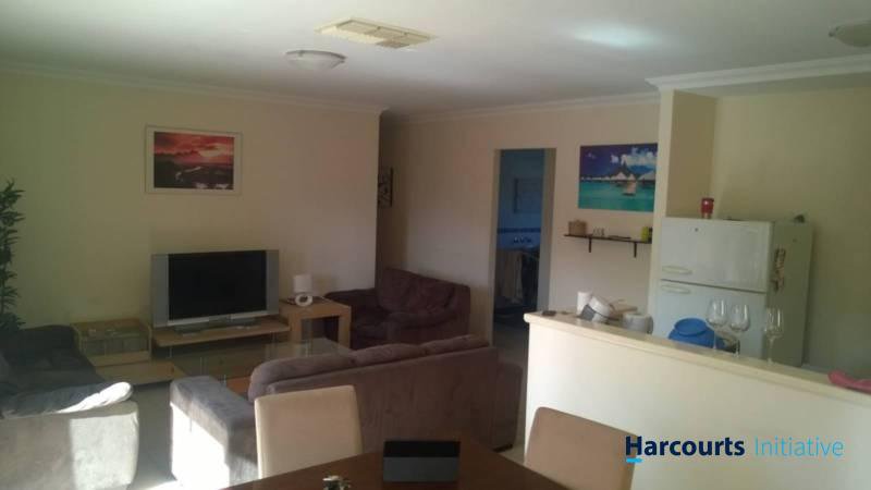 Photo - 4/5 Broadway , Bassendean WA 6054 - Image 5