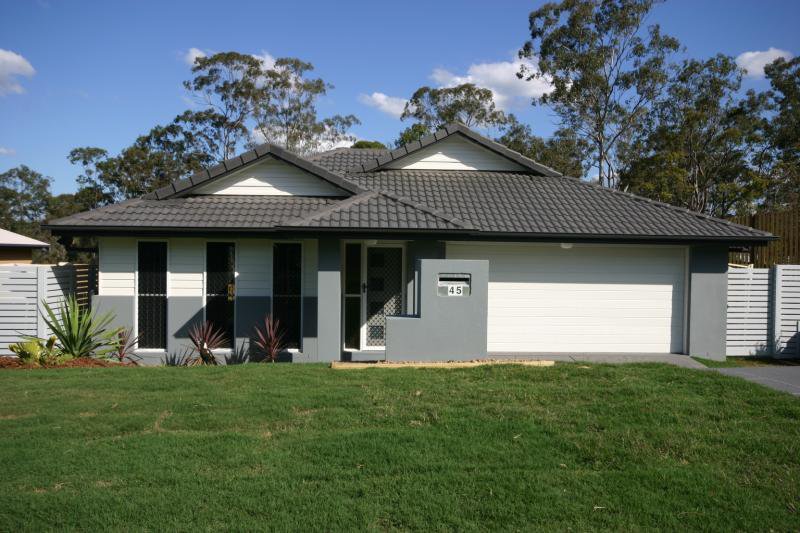 Photo - 45 Burns Circuit, Augustine Heights QLD 4300 - Image