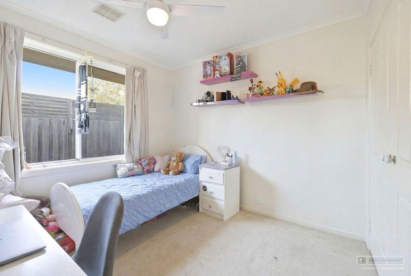 Photo - 45 Cairns Drive, Darley VIC 3340 - Image 4