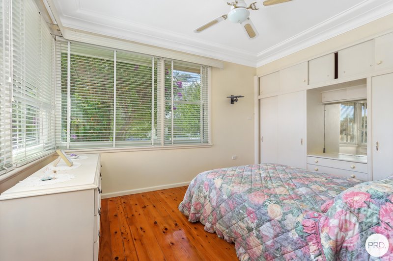 Photo - 45 Caledonia Crescent, Peakhurst NSW 2210 - Image 8