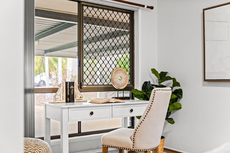 Photo - 45 Calliope Street, Runcorn QLD 4113 - Image 5