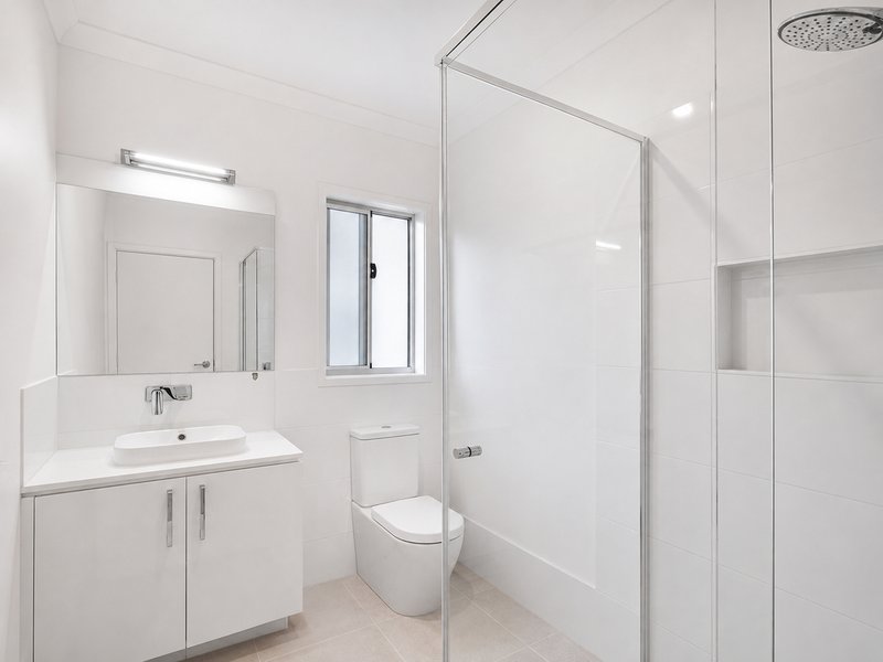 Photo - 45 Cambridge Way, Ripley QLD 4306 - Image 3